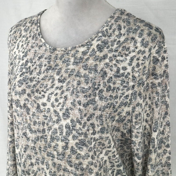 Chicos Sweater 3 Womens XL 16 Gray Ivory Metallic Knit Animal Print Coastal - Picture 13 of 14